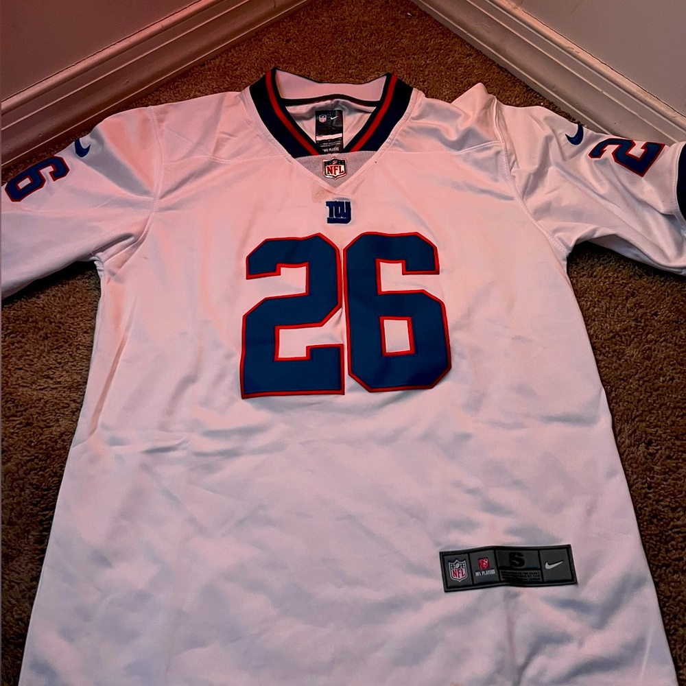 Saquon Barkley jersey 26